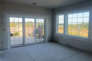 1556 Parkwood Pointe Dr, Moon/Crescent Twp, PA 15046 - Photo 9