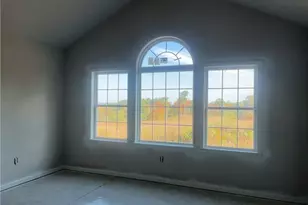 1556 Parkwood Pointe Dr, Moon/Crescent Twp, PA 15046 - Photo 11