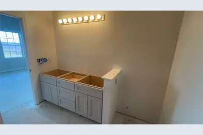 1556 Parkwood Pointe Dr, Moon/Crescent Twp, PA 15046 - Photo 13