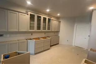 1556 Parkwood Pointe Dr, Moon/Crescent Twp, PA 15046 - Photo 5