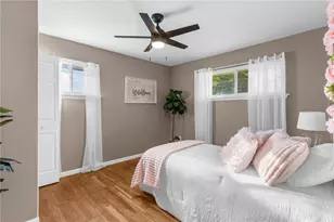 2085 Debrakeleer, Farrell, PA 16121 - Photo 13