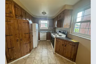 1406 Maryland Ave, West Mifflin, PA 15122 - Photo 3