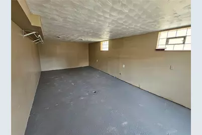 1406 Maryland Ave, West Mifflin, PA 15122 - Photo 9