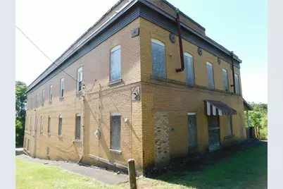 28 Broadway St, Smith Township, PA 15054 - Photo 5