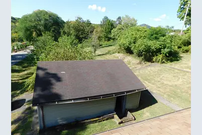 28 Broadway St, Smith Township, PA 15054 - Photo 7