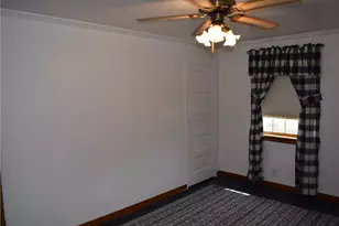 1137 Connellsville Rd, Washington Township, PA 15438 - Photo 21