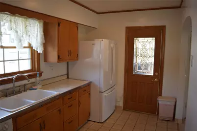 1137 Connellsville Rd, Washington Township, PA 15438 - Photo 5