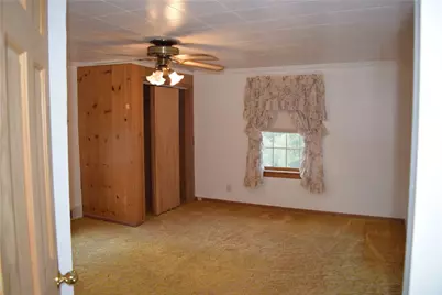 1137 Connellsville Rd, Washington Township, PA 15438 - Photo 17