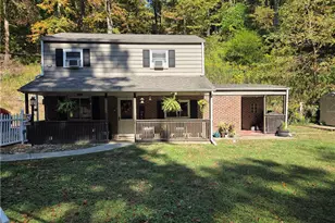 258 Spring Run Rd, Moon/Crescent Twp, PA 15046 - Photo 5