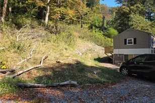 258 Spring Run Rd, Moon/Crescent Twp, PA 15046 - Photo 7