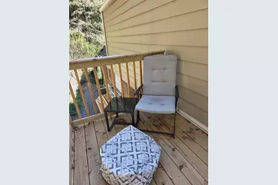 258 Spring Run Rd, Moon/Crescent Twp, PA 15046 - Photo 9