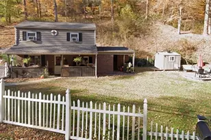 258 Spring Run Rd, Moon/Crescent Twp, PA 15046 - Photo 3