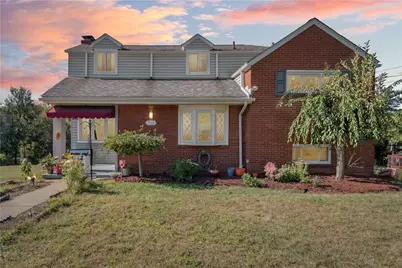 952 Fredericka Dr, South Park, PA 15236 - Photo 1