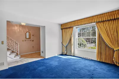 1825 Foxcroft Ln #405, Pittsburgh, PA 15101 - Photo 5