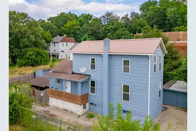 305 1/2 E Lutton St Rear, New Castle, PA 16101 - Photo 1