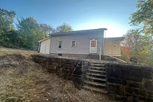 120 Woodhaven Dr, Big Beaver, PA 15010 - Photo 5