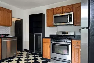 1920 Harcum Wy, Pittsburgh, PA 15203 - Photo 13