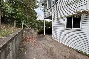 42 Sprague St, Wilmerding, PA 15148 - Photo 3