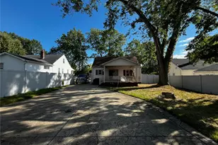 890 Woodland Rd, Sharpsville, PA 16150 - Photo 15