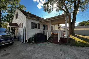 890 Woodland Rd, Sharpsville, PA 16150 - Photo 3