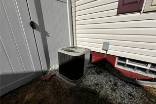 890 Woodland Rd, Sharpsville, PA 16150 - Photo 11