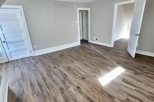 5817 Alder St, Pittsburgh, PA 15232 - Photo 3