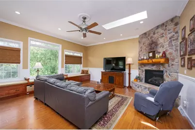 216 Locust Valley Rd, Hempfield Township, PA 15601 - Photo 21