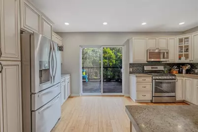 1154 Voskamp St, Pittsburgh, PA 15212 - Photo 15