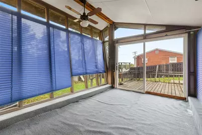 409 Cherrywood Dr, Pittsburgh, PA 15214 - Photo 17