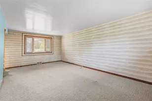 409 Cherrywood Dr, Pittsburgh, PA 15214 - Photo 7