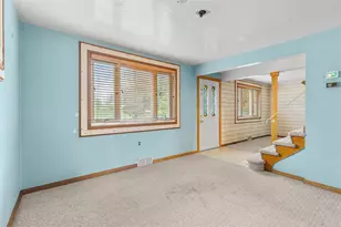 409 Cherrywood Dr, Pittsburgh, PA 15214 - Photo 9