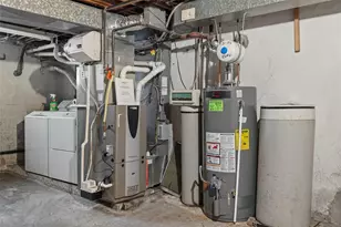 409 Cherrywood Dr, Pittsburgh, PA 15214 - Photo 27