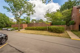 426 Sulgrave Rd, Pittsburgh, PA 15211 - Photo 13