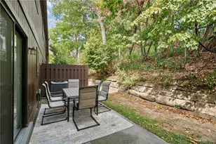 335 Woodbridge Dr, Ross Twp, PA 15237 - Photo 25