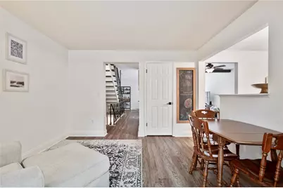 335 Woodbridge Dr, Ross Twp, PA 15237 - Photo 9