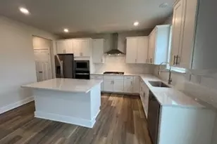 320 Stately Ct, Mars, PA 16046 - Photo 7