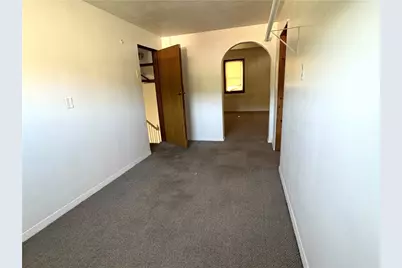 324 Main St, New Kensington, PA 15068 - Photo 17