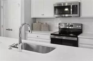 112 Black Oak Ln, South Strabane, PA 15301 - Photo 13