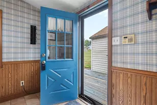 2033 McKees Rocks Rd, Kennedy Township, PA 15136 - Photo 5