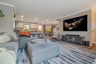 4317 Zenith Ln, South Park, PA 15129 - Photo 7