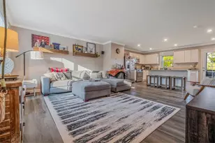 4317 Zenith Ln, South Park, PA 15129 - Photo 5