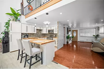 124 Broadcrest Dr, Lincoln Larimer, PA 15235 - Photo 5