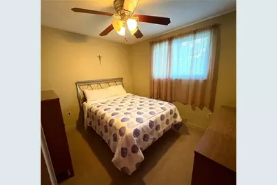 415 Dewalt Dr, Baldwin Twp, PA 15234 - Photo 7