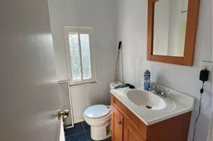 531 Burton Dr, Pittsburgh, PA 15235 - Photo 11