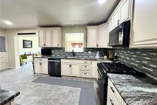 824 Shenango Stop Rd, Shenango Township, PA 16101 - Photo 11