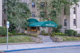 372 S Highland Ave, Pittsburgh, PA 15206 - Photo 3