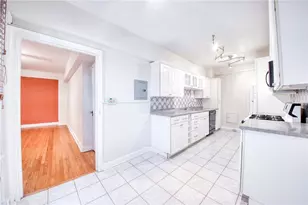 372 S Highland Ave, Pittsburgh, PA 15206 - Photo 17