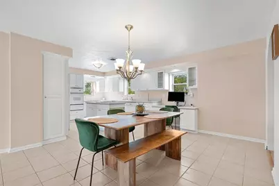 2121 Magnolia St, Spring Hill, PA 15212 - Photo 9