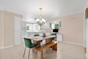 2121 Magnolia St, Spring Hill, PA 15212 - Photo 9