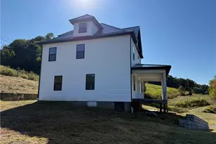 1182 Mount Morris Rd, Franklin Township, PA 15370 - Photo 7